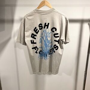 Fresh Cut Flowers, grey graphic tee, size M (men’s)